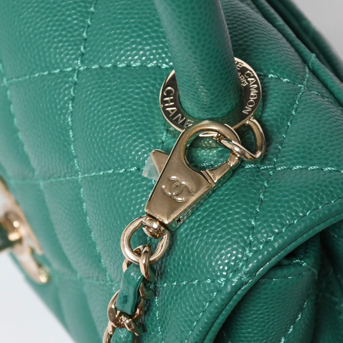 Chanel Top Handle 2-Way Bag CC Logo Caviar Leather Green Gold — view 5