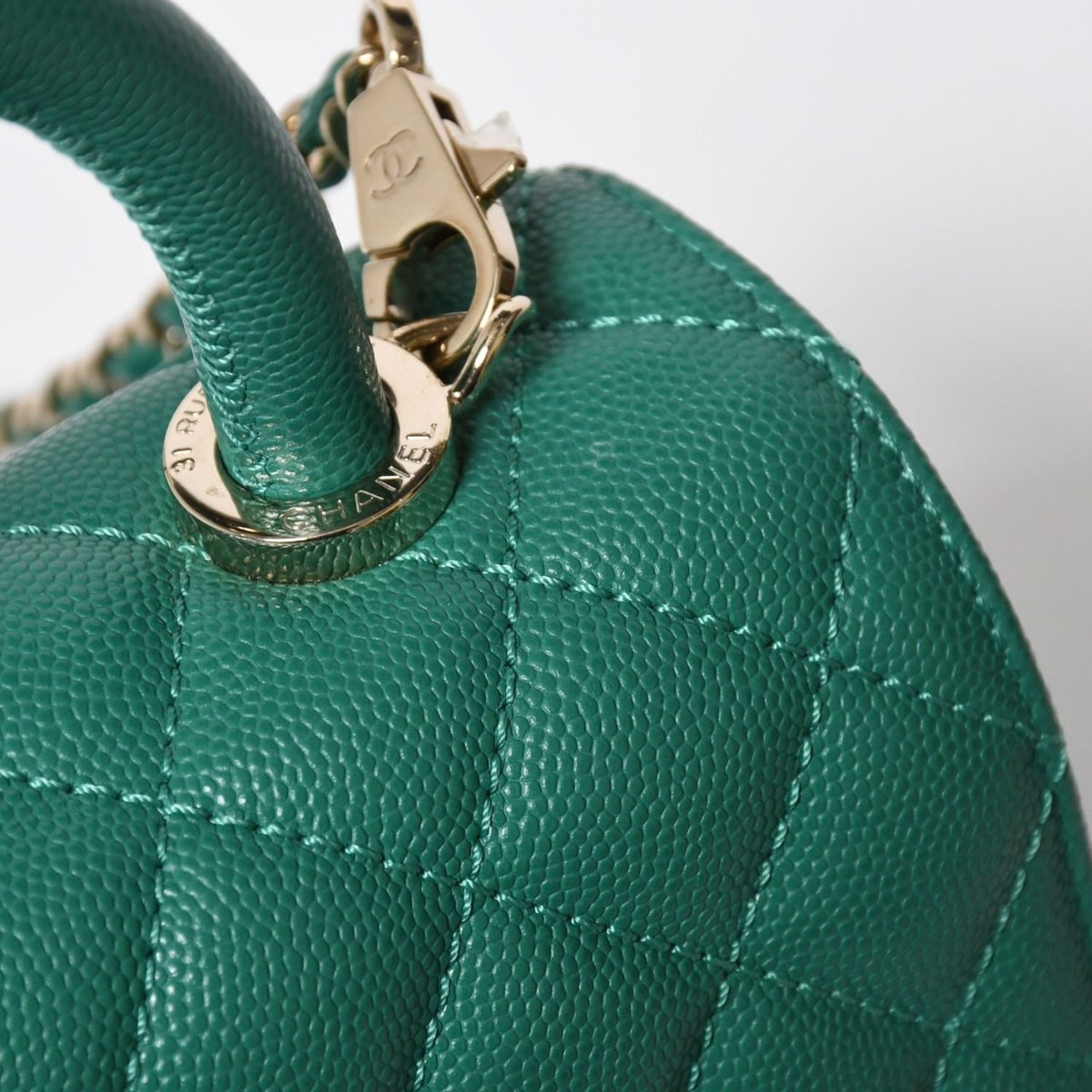 Chanel Top Handle 2-Way Bag CC Logo Caviar Leather Green Gold — view 6