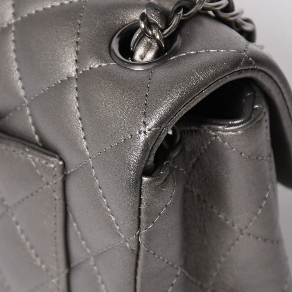 Chanel Quilted 20 S Flap S Chain Shoulder Bag CC Logo Lambskin Silver — view 7
