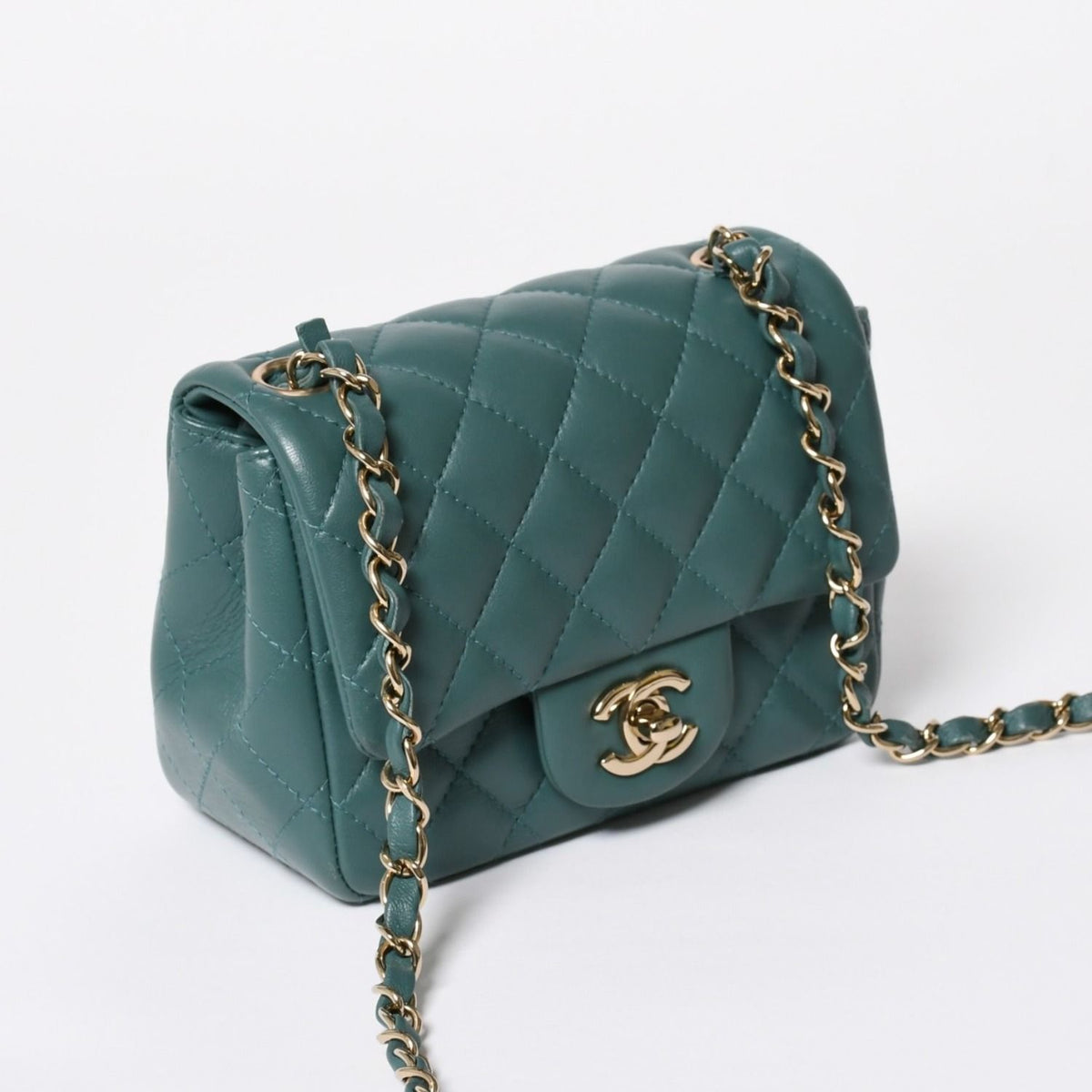 Chanel Mini Quilted 16 S Chain Shoulder Bag CC Logo Lambskin Green — view 3