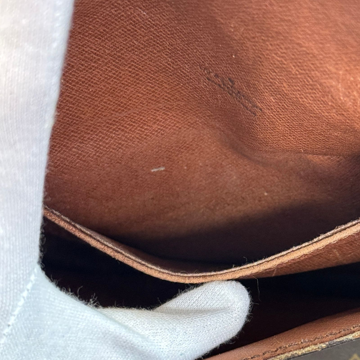 Louis Vuitton Mini Saint-cloud Monogram Leather Brown Shoulder Bag Compact