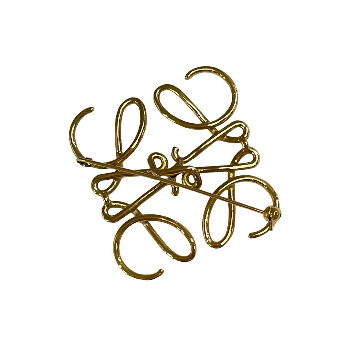 Loewe Brooch Gold Anagram — view 2