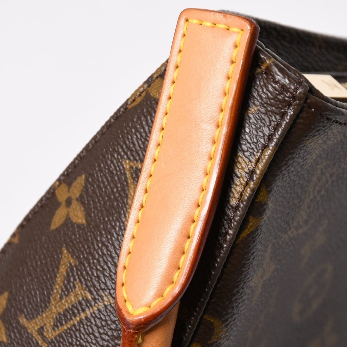 Louis Vuitton Looping MM Bag Monogram Leather Brown Gold — view 7