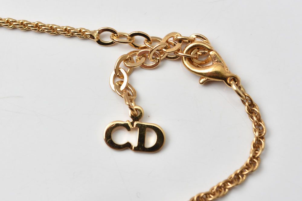 Dior Necklace Vintage CD Logo Heart Ribbon Rhinestone — view 4