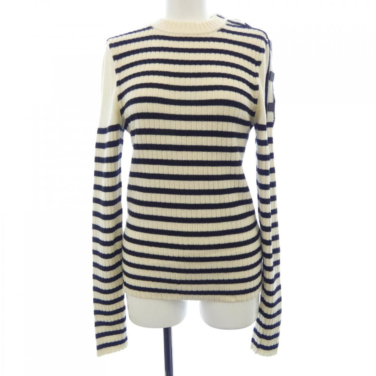 Chanel Vintage 06A Knit Sweater