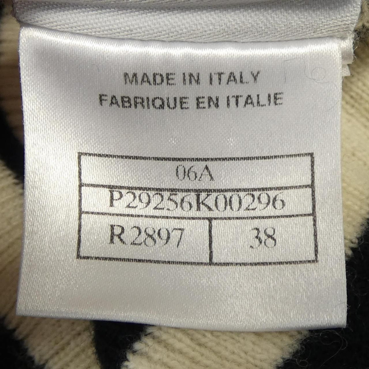 Chanel Vintage 06A Knit Sweater — view 4