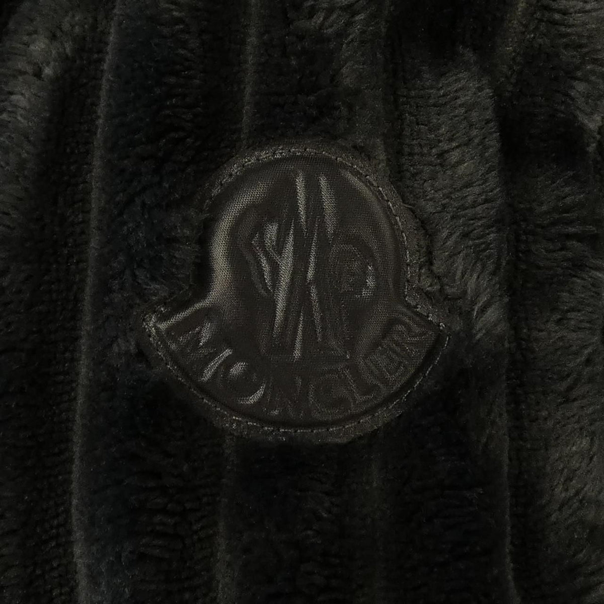 Moncler Daos Down Jacket — view 8