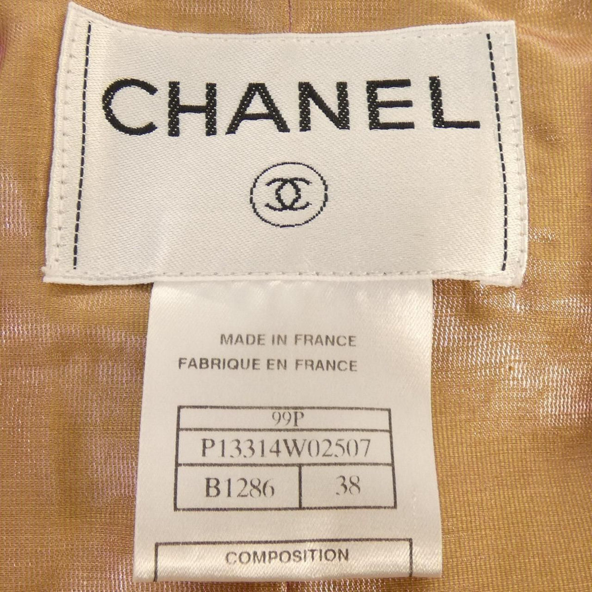 Chanel Vintage 99P Jacket — view 4