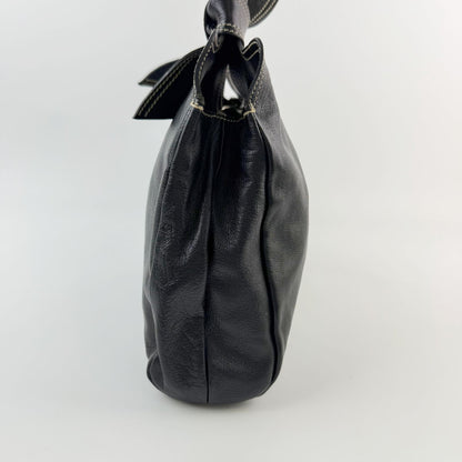 Miu Miu Logo Embossed Contrast Stitch Knot Handle Shoulder Bag Leather Black — view 4