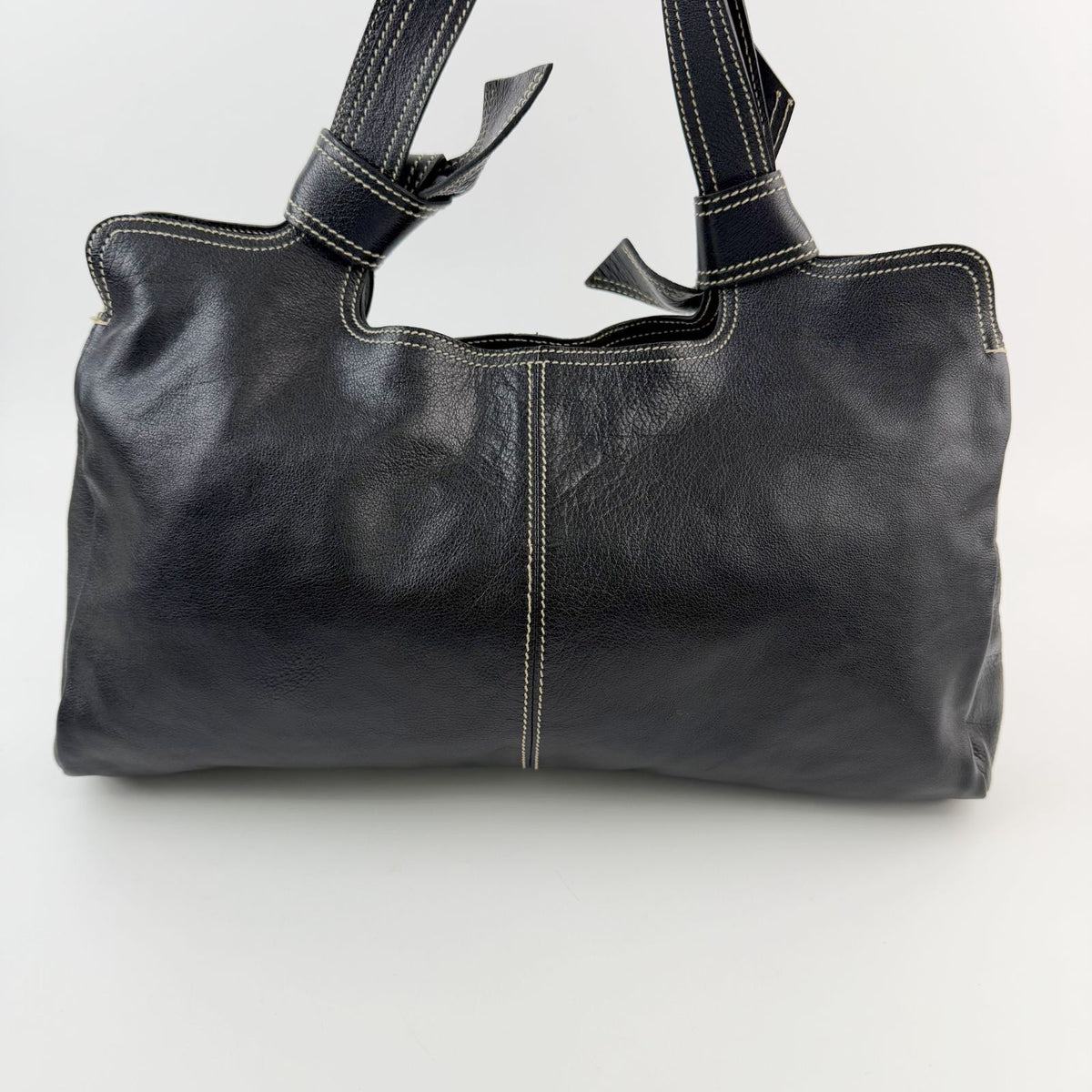Miu Miu Logo Embossed Contrast Stitch Knot Handle Shoulder Bag Leather Black — view 2