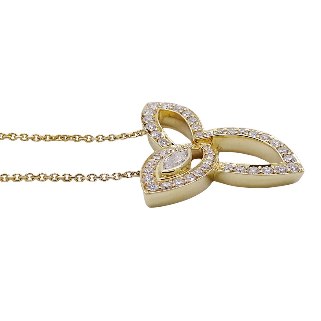 Harry Winston Necklace 750 Yellow Gold Diamond Lily Cluster — view 3