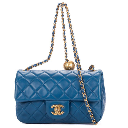 Chanel Maxi Single Flap Bag Blue Quilted Lambskin Leather