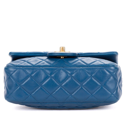 Chanel Maxi Single Flap Bag Blue Quilted Lambskin Leather — view 6