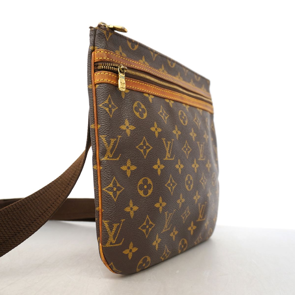 Louis Vuitton Shoulder Bag Monogram Pochette Bosphore Brown — view 2