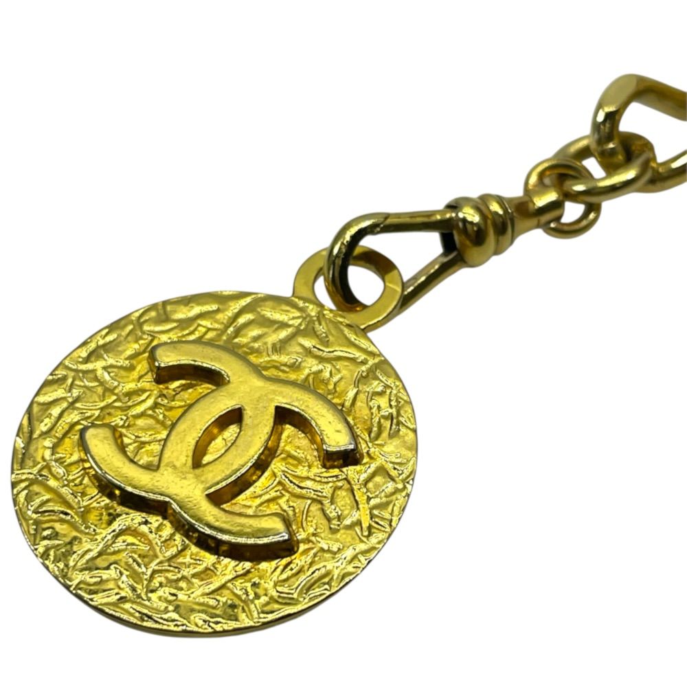 Chanel CC Logo Chain Belt Necklace Vintage Medal Gold Plated — view 3