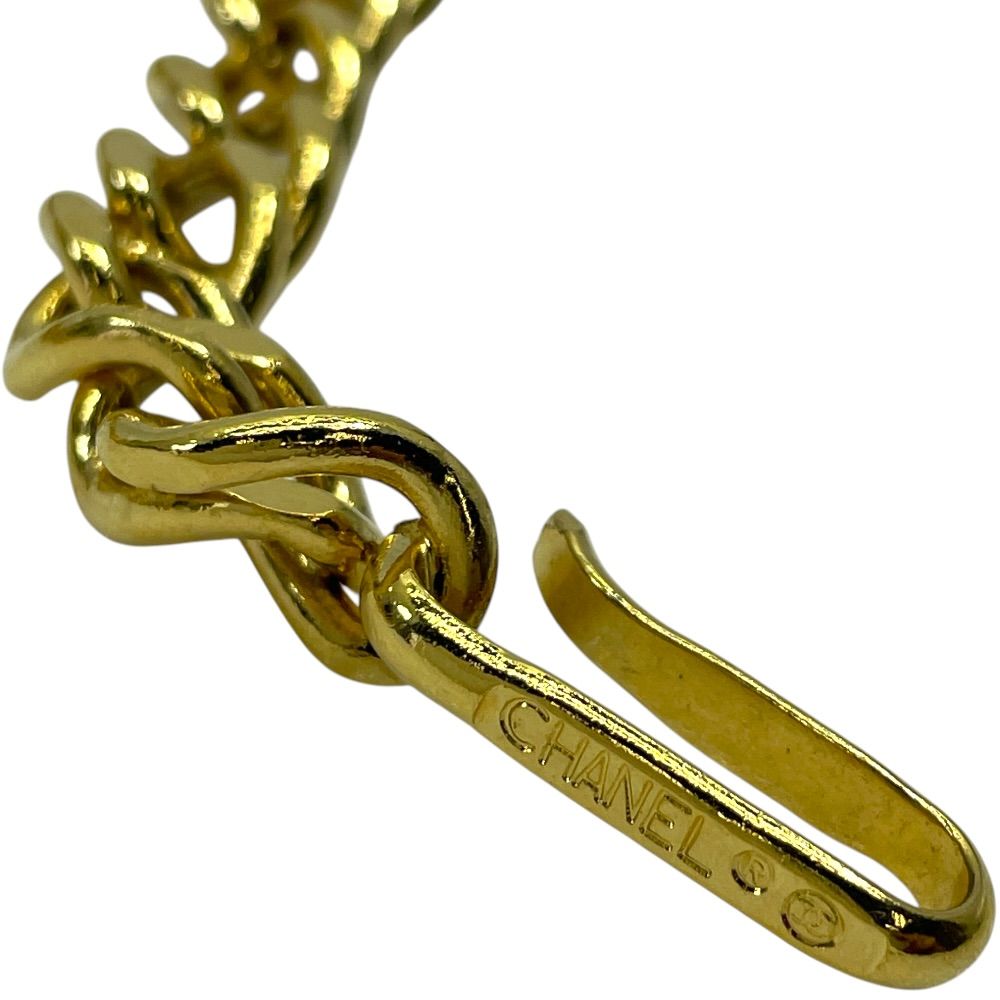 Chanel CC Logo Chain Belt Necklace Vintage Medal Gold Plated — view 4