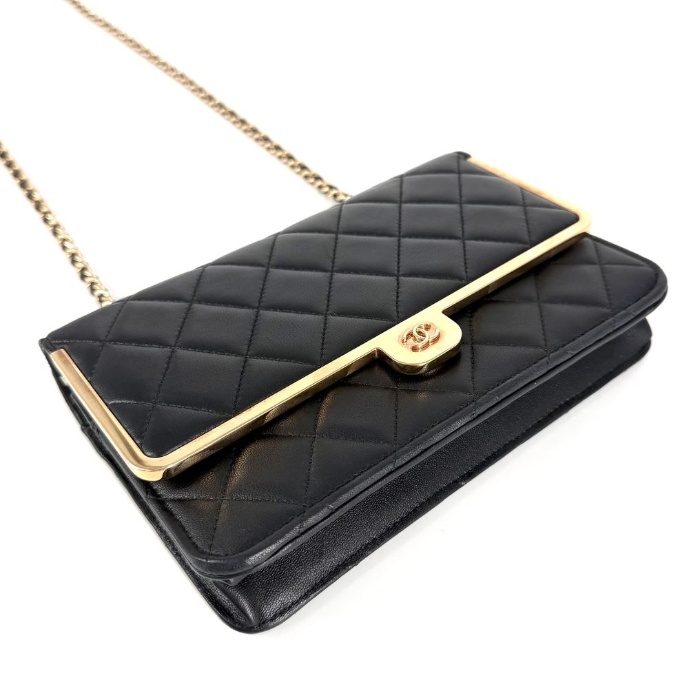 Chanel Chain Wallet Quilted CC Logo Shoulder Bag Crossbody Lambskin Black Rose — view 3