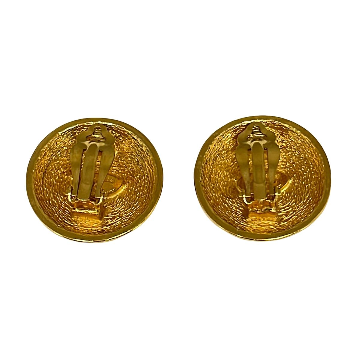 Chanel Earrings CC Logo Gold Quilted — view 2