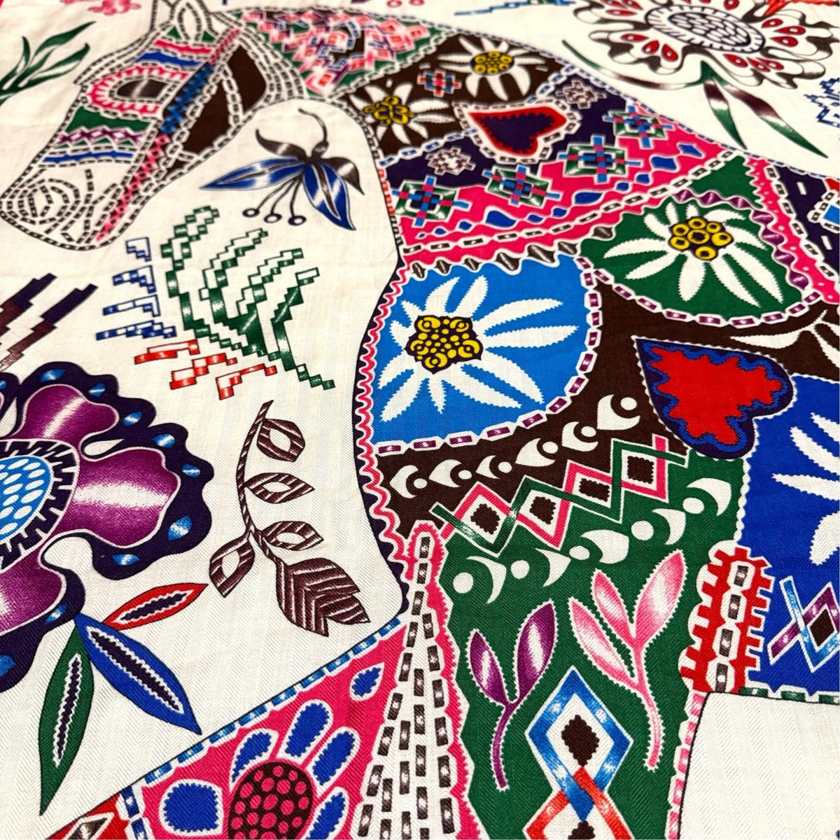 Hermes Carre Geant 140 Waiting for Odysseus Scarf — view 6