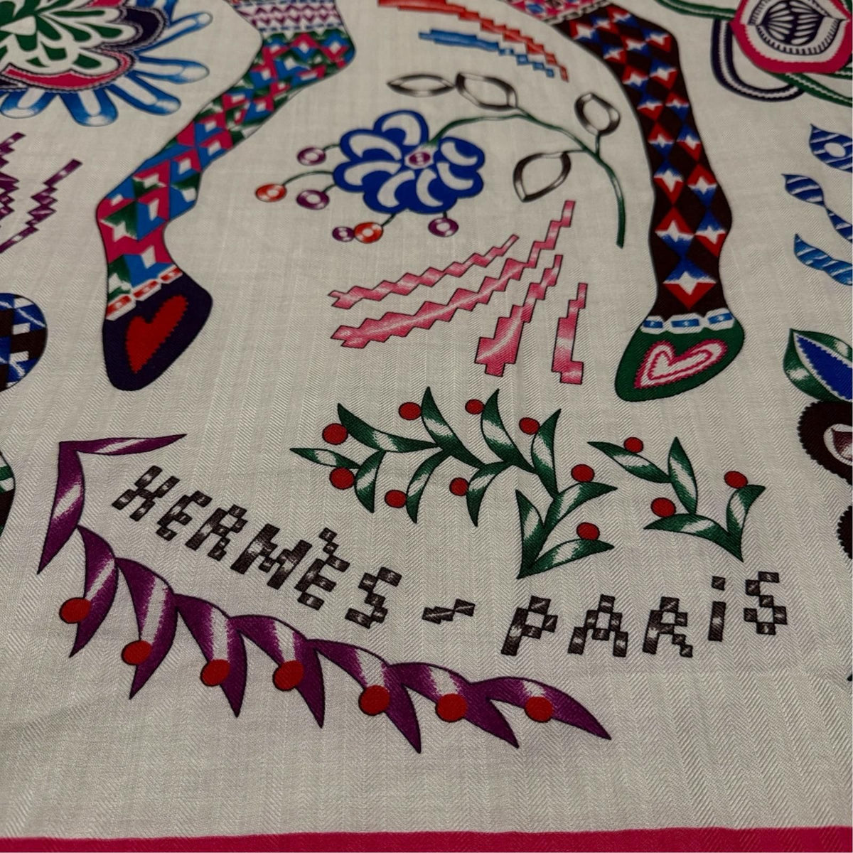 Hermes Carre Geant 140 Waiting for Odysseus Scarf — view 5