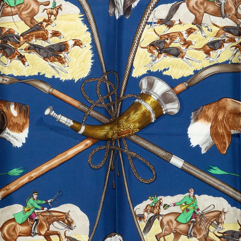 Hermes Carre 90 le Laisser Courre Hound Scarf Blue Silk — view 2