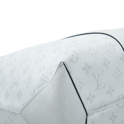 Louis Vuitton Taigarama Weekend Tote NM Shoulder Bag 2-Way Blanc White Leather — view 5