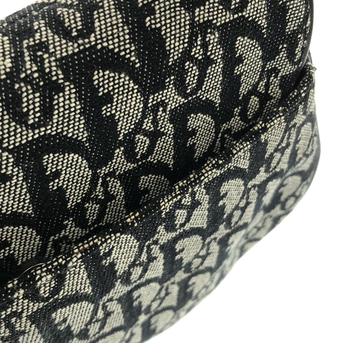 Dior Vintage Saddle Shoulder Bag — view 5
