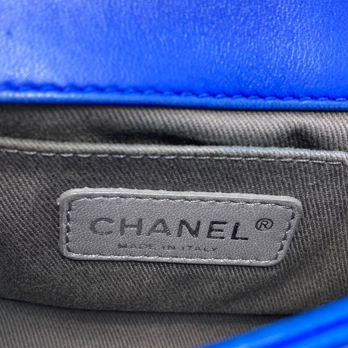 Chanel Boy Chain Shoulder Bag Velour — view 6