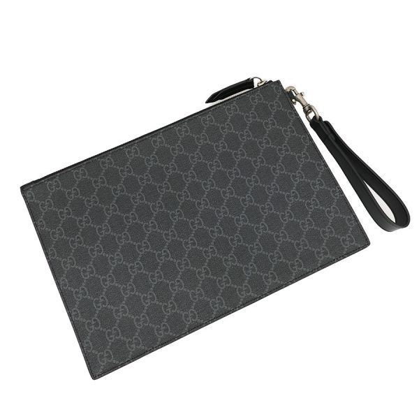 Gucci GG Supreme Clutch — view 2