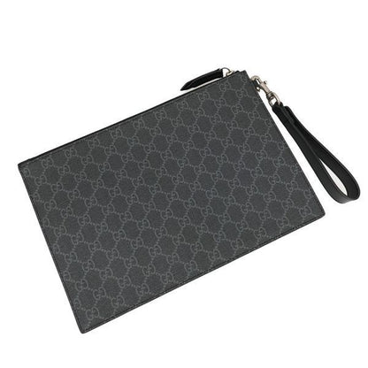 Gucci GG Supreme Clutch — view 2