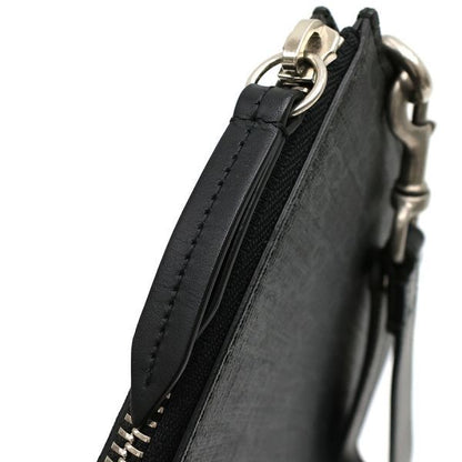 Gucci GG Supreme Clutch — view 7
