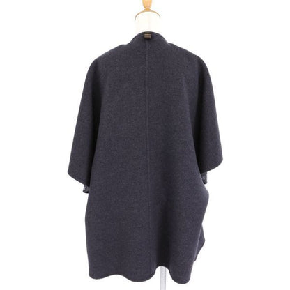 Louis Vuitton Cape Gray — view 2