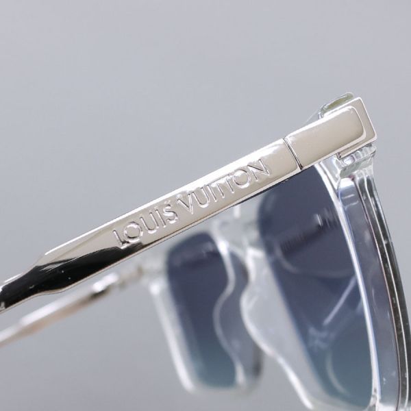 Louis Vuitton Sunglasses LV Rise Square Eyewear — view 6