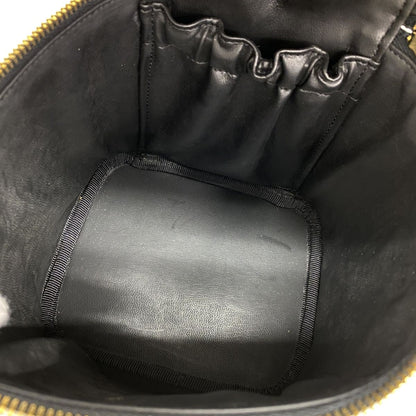 Chanel Vanity Bag Patent Leather Black Gold — view 4