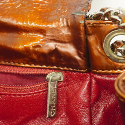 Chanel Shoulder Bag Patent Leather Brown Silver — view 8