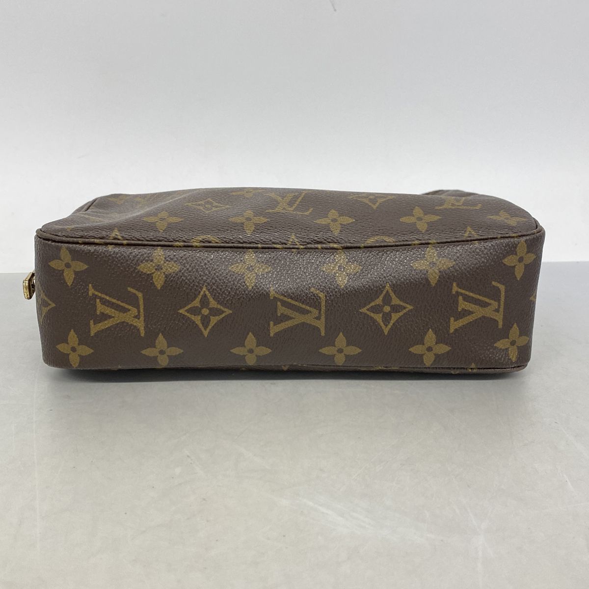 Louis Vuitton Pouch Monogram Trousse Toilette 23 Brown — view 3