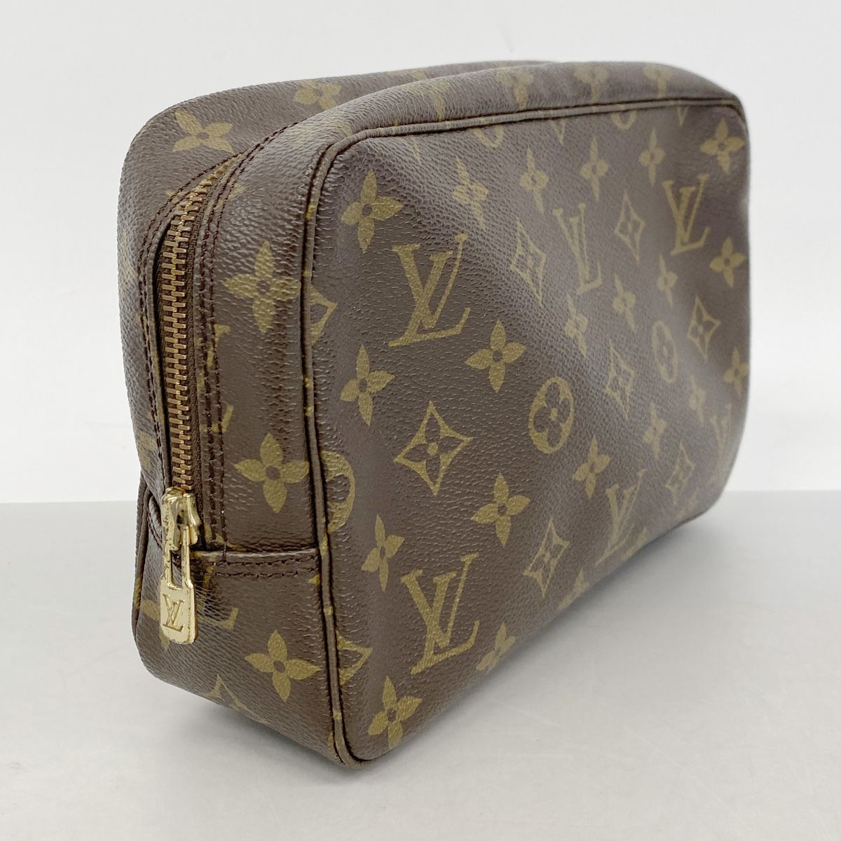 Louis Vuitton Pouch Monogram Trousse Toilette 23 Brown — view 2