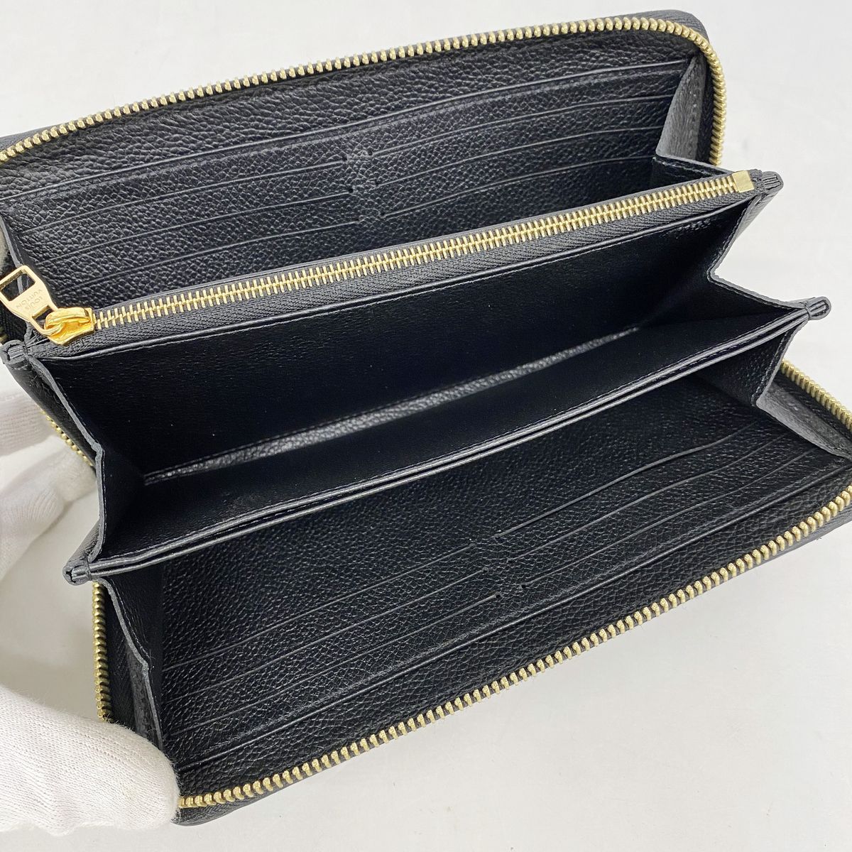 Louis Vuitton Wallet Monogram Empreinte Zippy Noir — view 3