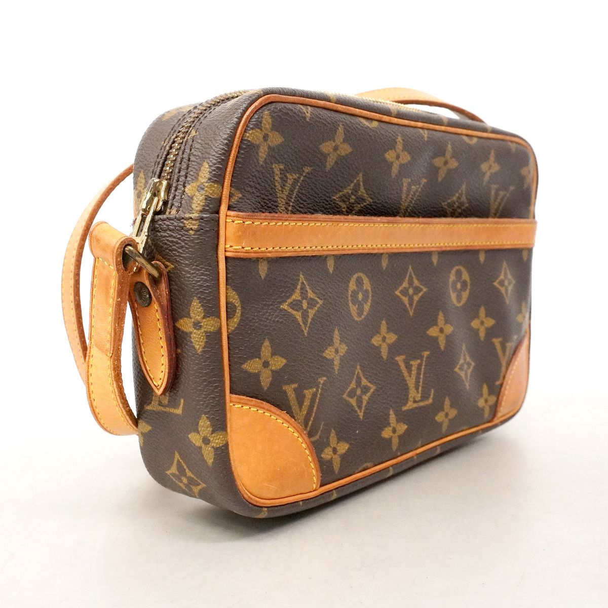 Louis Vuitton Shoulder Bag Monogram Trocadero 24 Brown — view 2