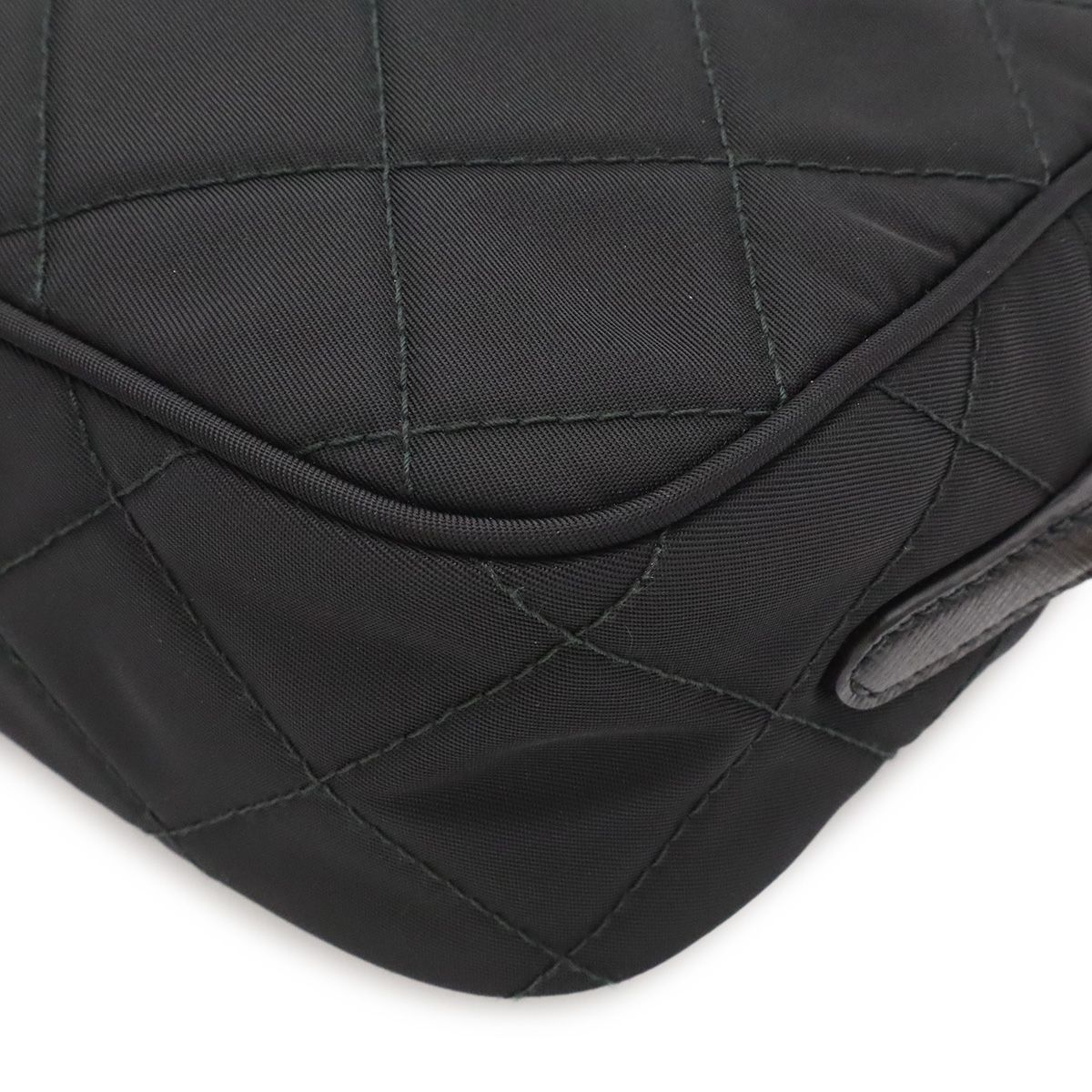 Prada Tessuto Impuntu Triangle Logo Shoulder Bag 2-Way Pouch Quilted Nylon Nero — view 3