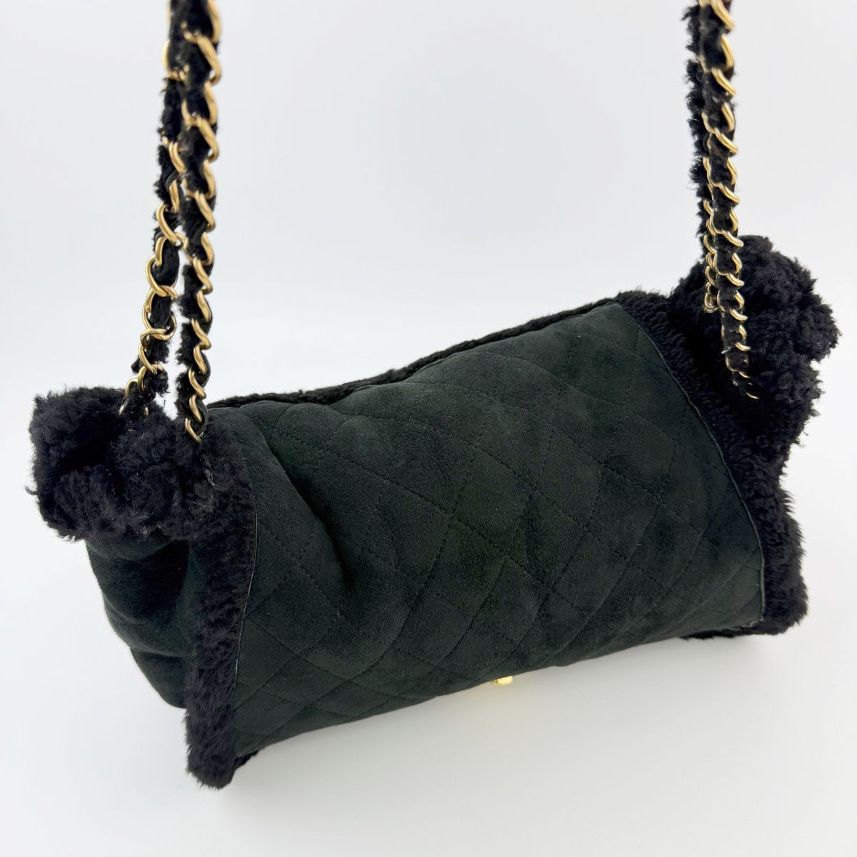 Chanel Quilted CC Logo Chain Shoulder Bag Shearling Suede Black Gold Seal — view 6