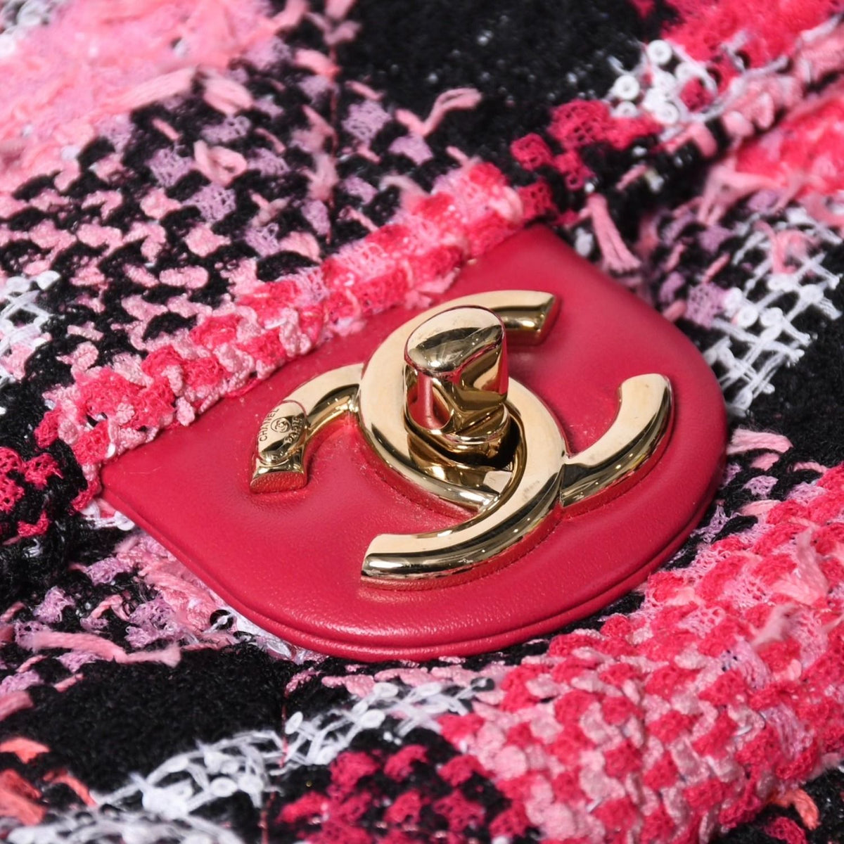 Chanel Coco Beach 2-Way Chain Shoulder Bag Tweed Sequin CC Logo Pink Black — view 8