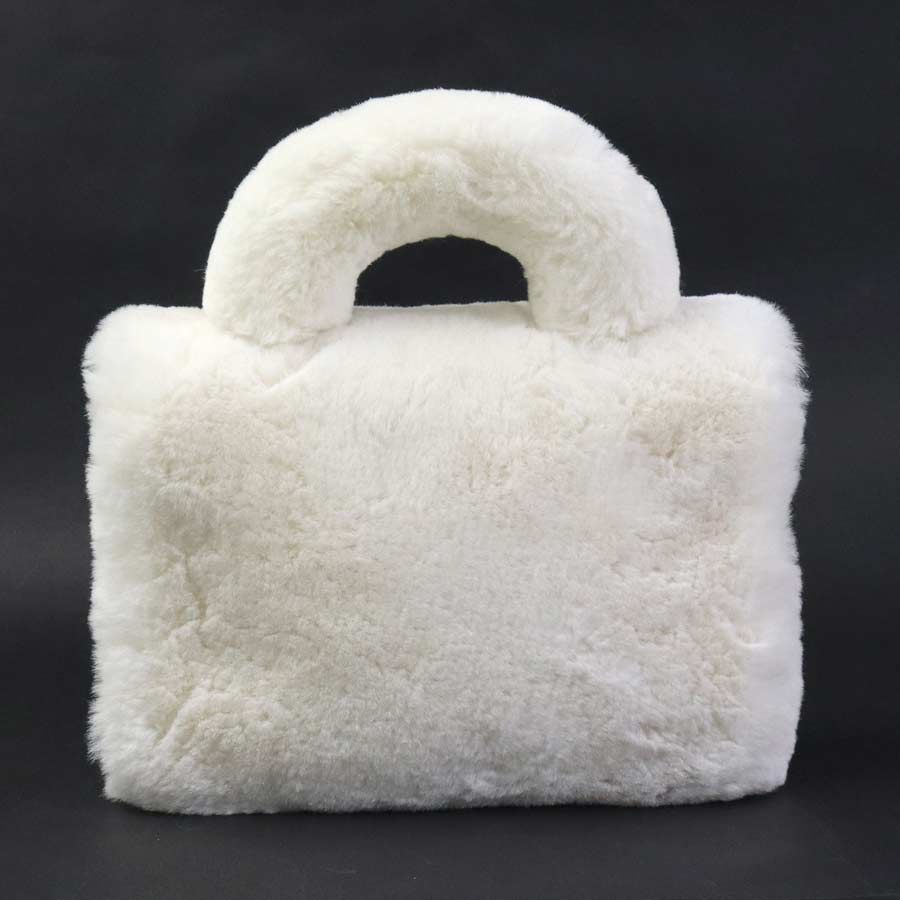 Chanel Shoulder Bag Cream — view 3