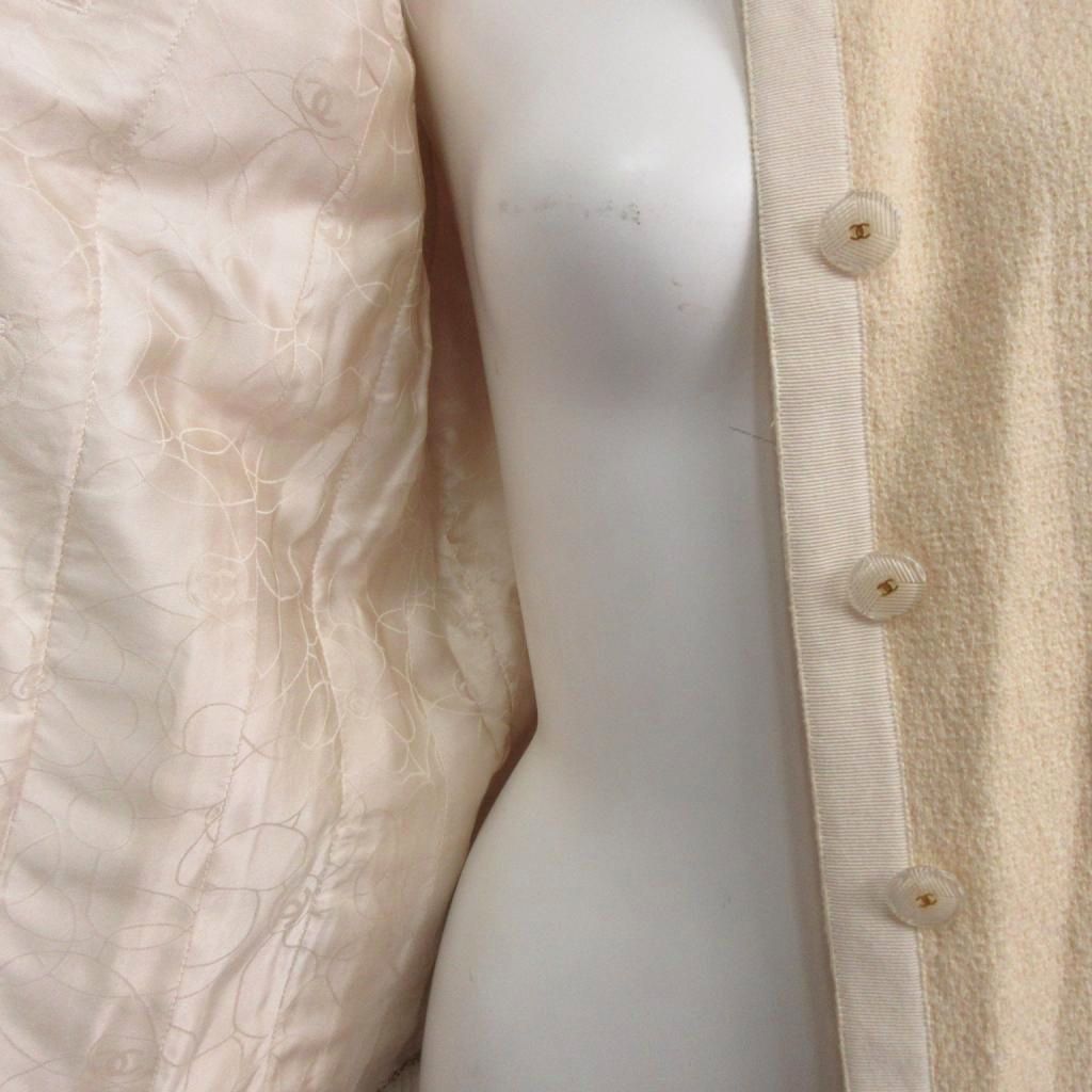 Chanel 02P Collarless Tweed Jacket CC Logo Button L Ivory 40 — view 7