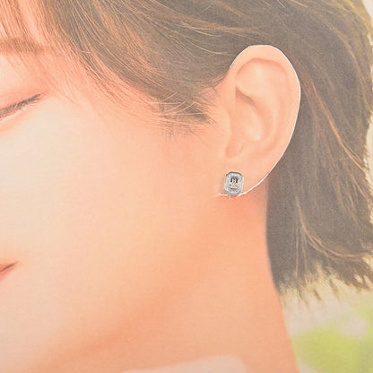 Harry Winston Earrings HW Logo — view 5