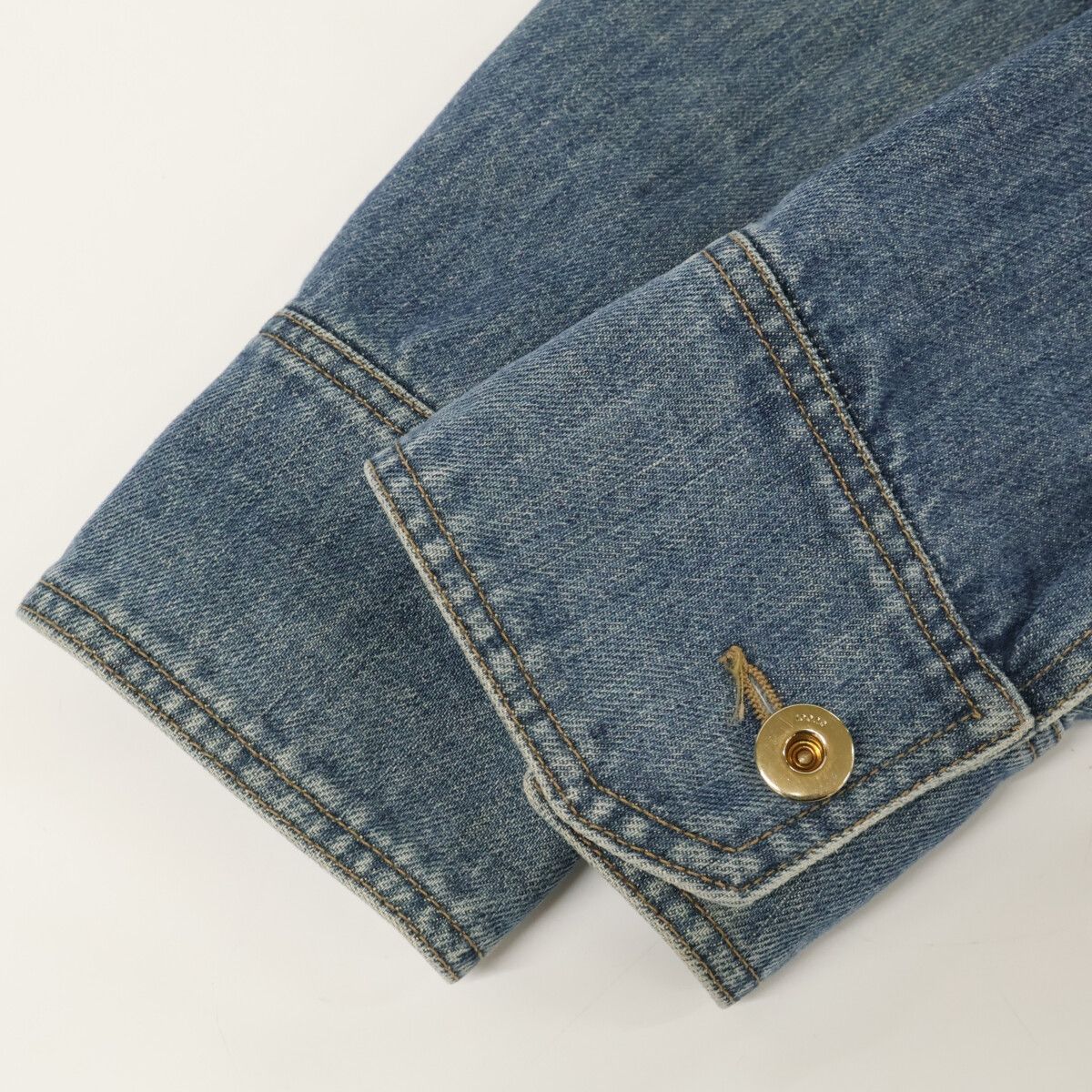 Gucci Tom Ford Era Logo Button Denim Jacket 44 — view 8