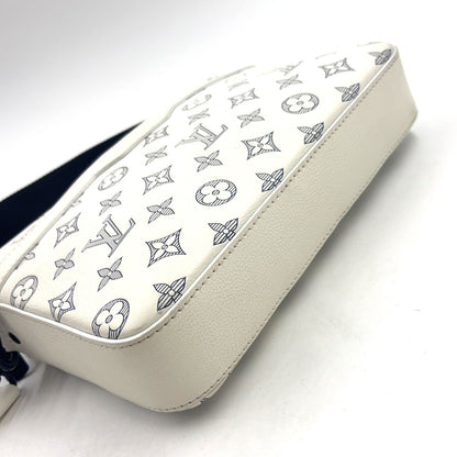 Louis Vuitton Trio Messenger Leather White Shoulder Bag Black — view 6