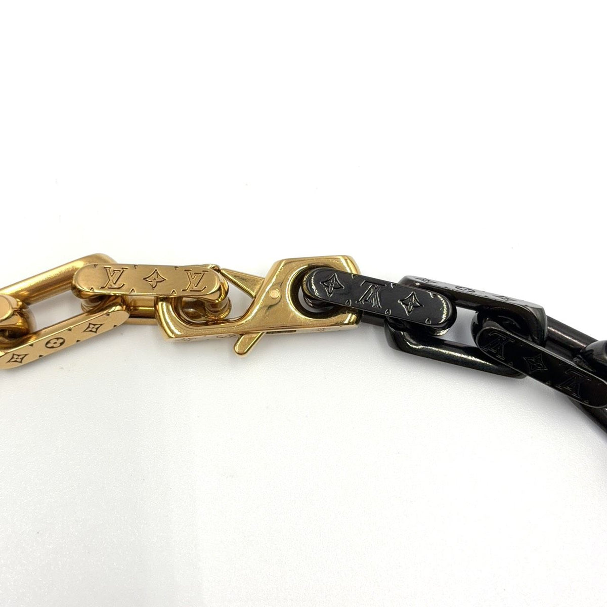 Louis Vuitton Collier Monogram Rainbow Metal Gold Black Multicolor Chain — view 3