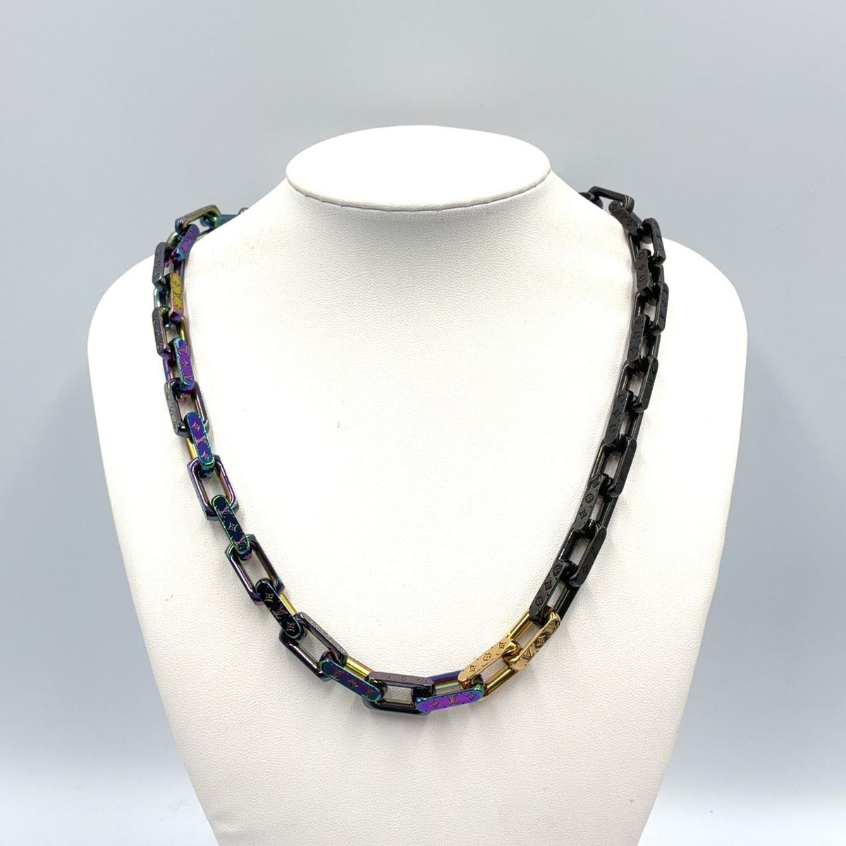 Louis Vuitton Collier Monogram Rainbow Metal Gold Black Multicolor Chain — view 7