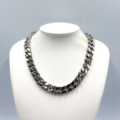 Louis Vuitton Collier Links LV Chain Metal Silver Necklace — view 8